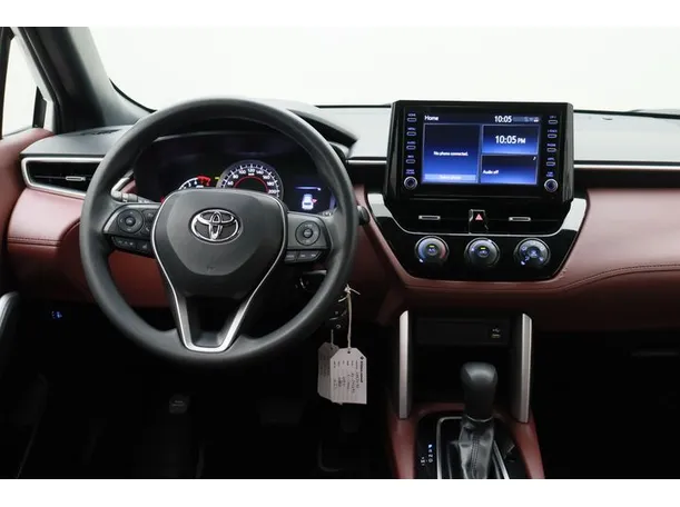 Car image 15