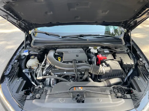 Car image 26