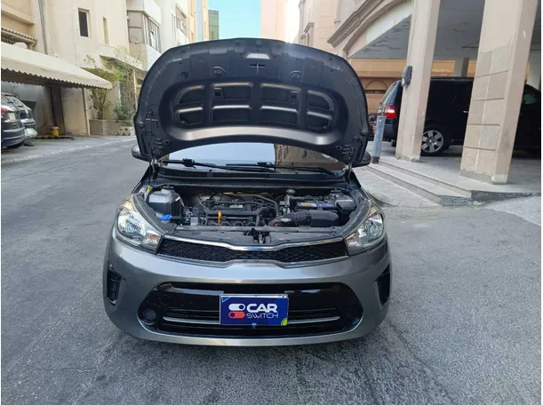 Car image 28
