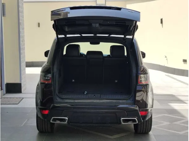 Car image 28