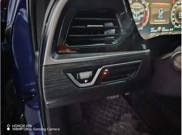 Car image 41