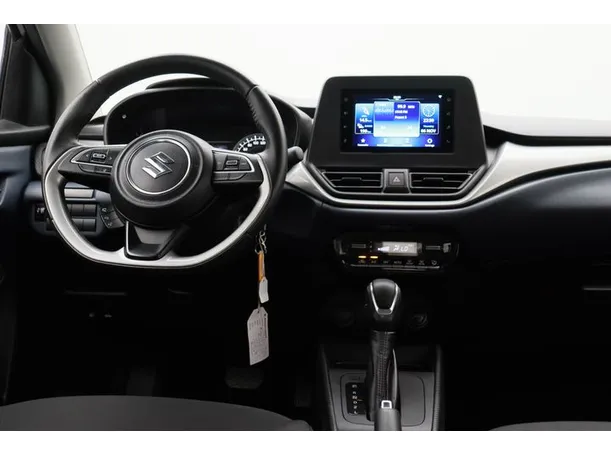 Car image 15