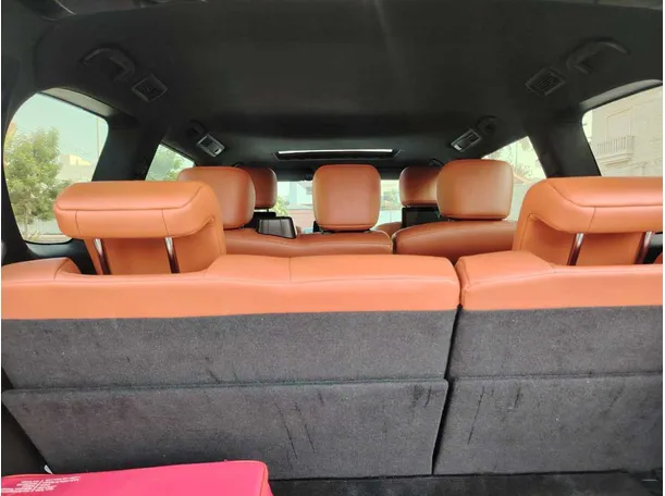 Car image 31