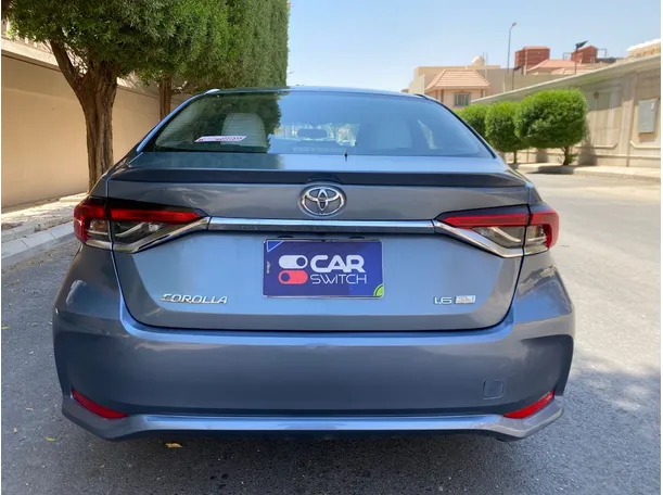 Car image 6
