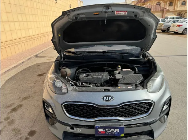 Car image 21