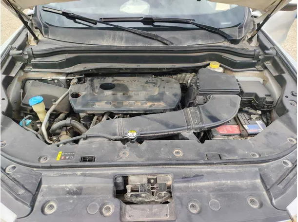 Car image 32