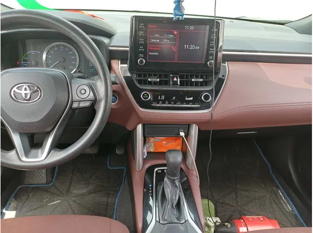 Car image 15