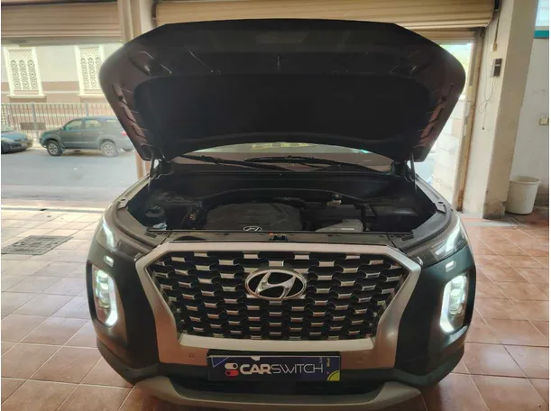 Car image 48