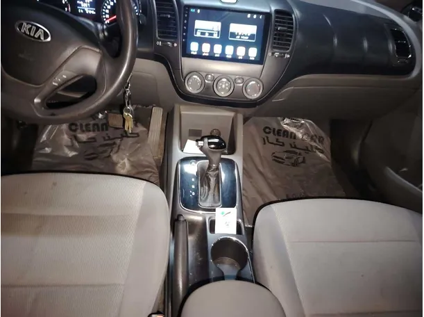 Car image 23