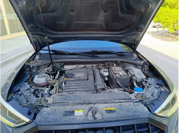 Car image 37