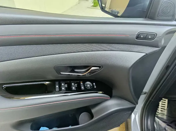 Car image 38