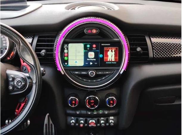 Car image 19