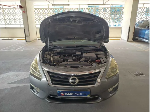Car image 19