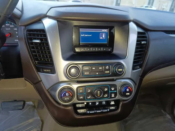 Car image 27
