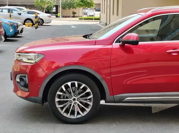 Car image 8