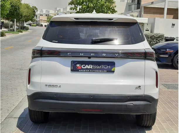 Car image 6