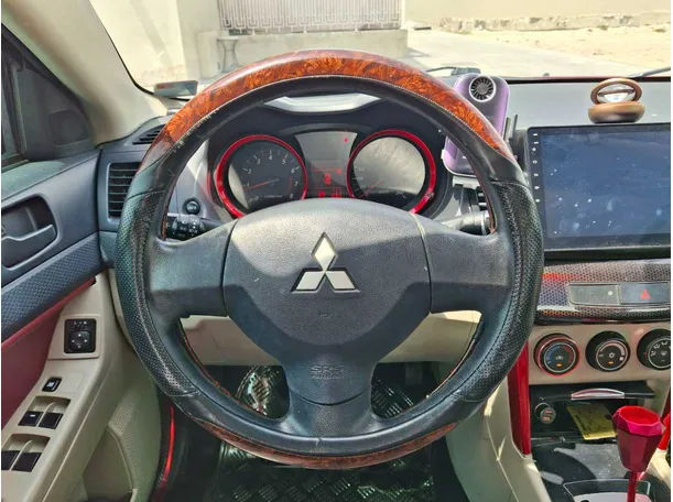 Car image 16