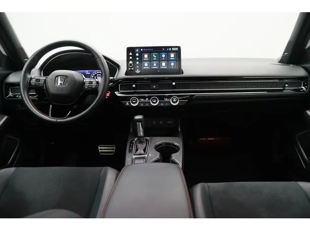 Car image 14