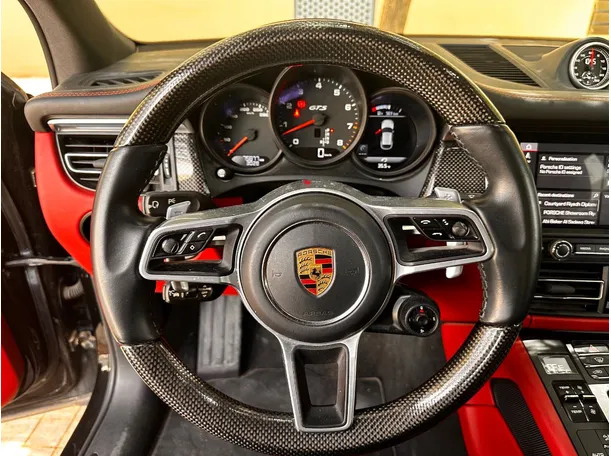 Car image 23