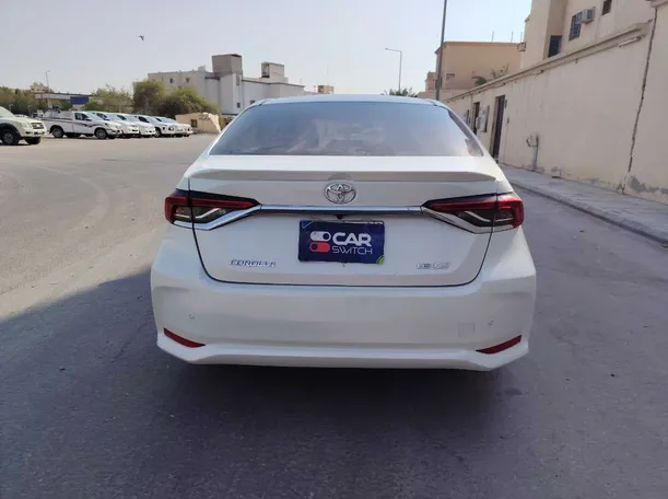 Car image 6