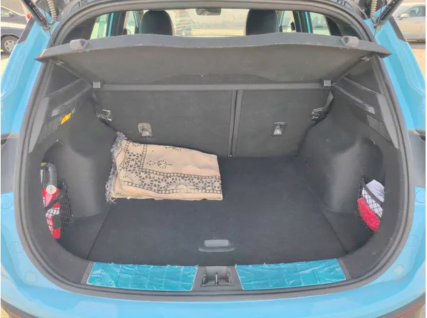 Car image 24