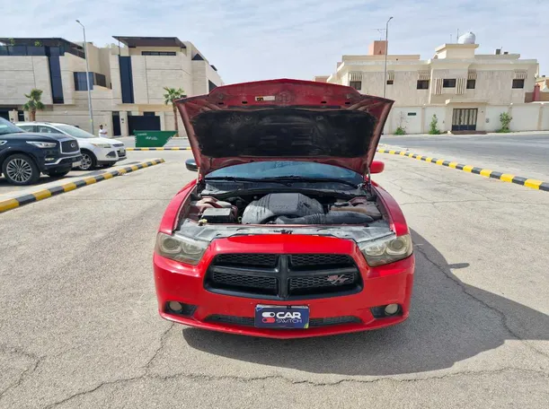 Car image 25