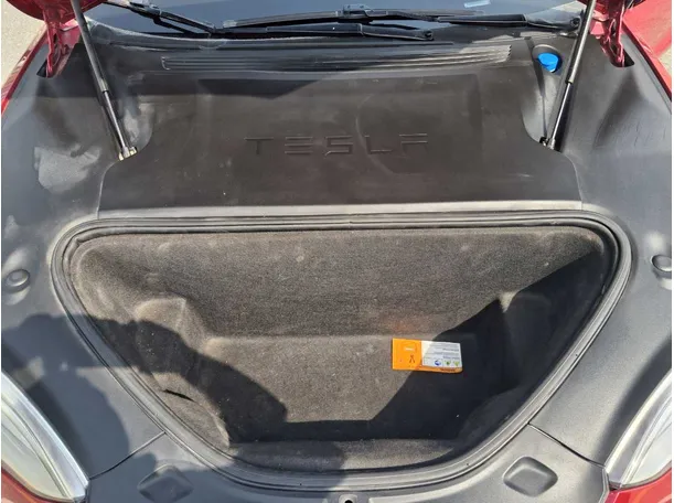 Car image 19