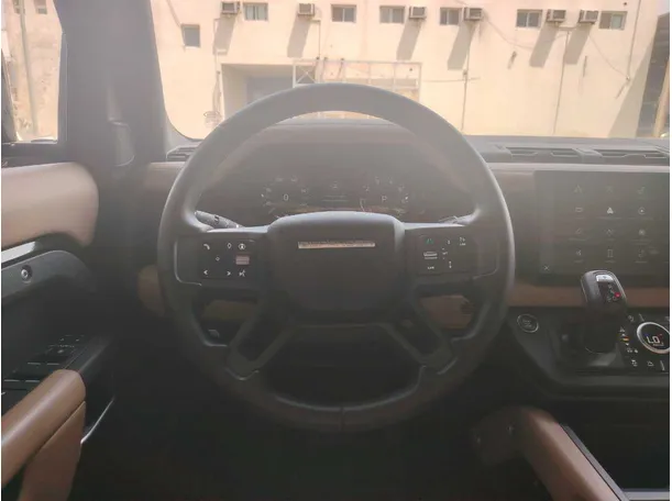Car image 28