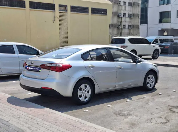 Car image 5
