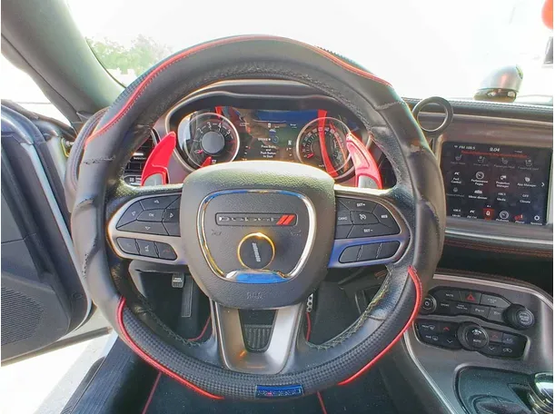 Car image 17