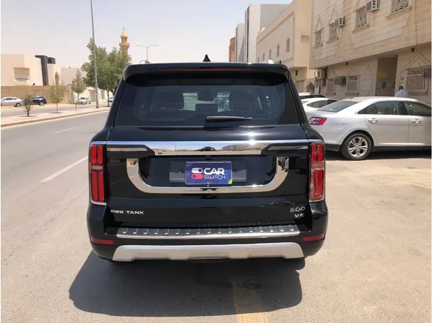 Car image 6