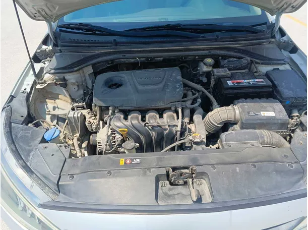 Car image 27