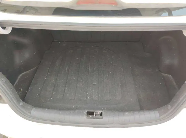 Car image 29