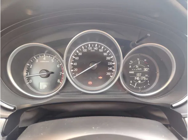 Car image 24