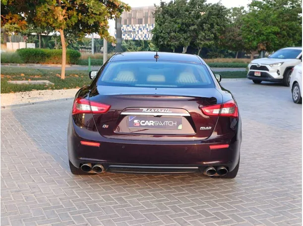 Car image 6