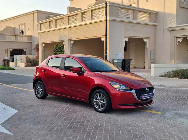 Car image 4