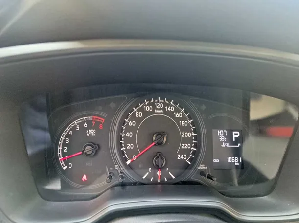 Car image 25