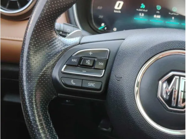 Car image 40
