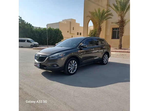 2015 مازدا CX-9 في الرياض