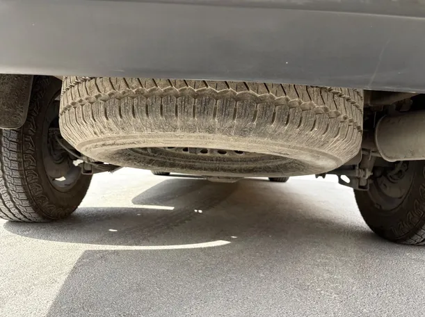 Car image 28