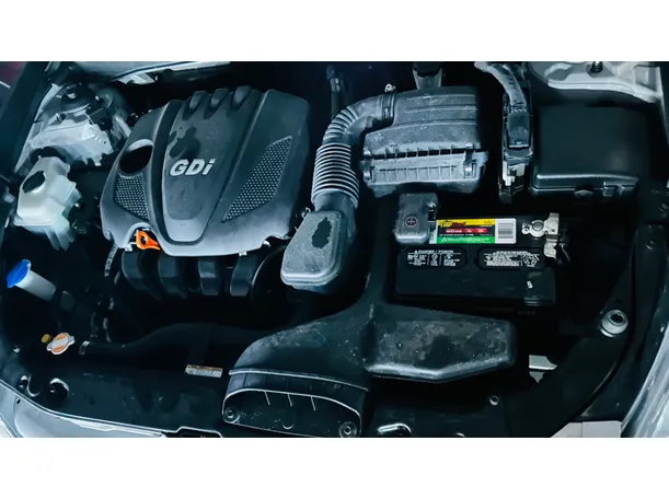 Car image 6