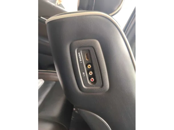 Car image 31
