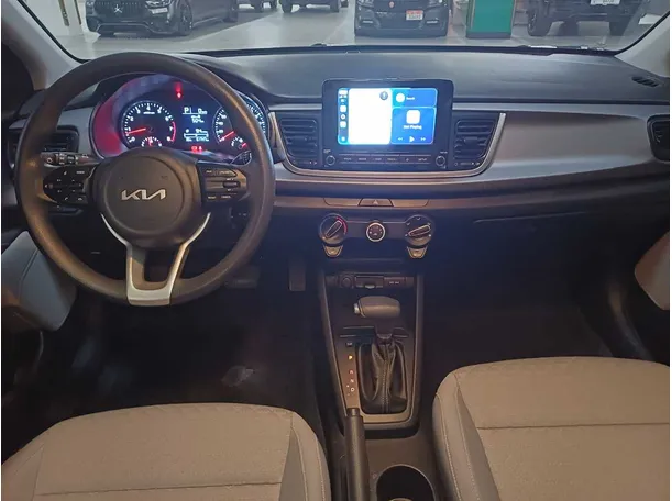 Car image 15