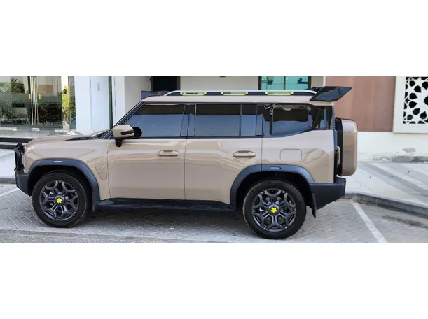 Car image 6