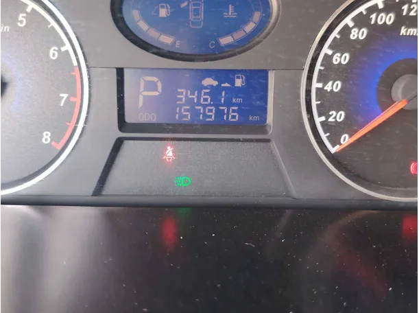 Car image 13
