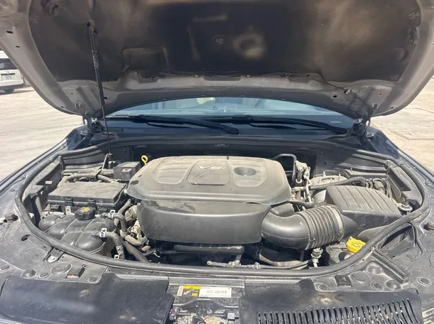 Car image 22