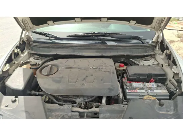 Car image 19