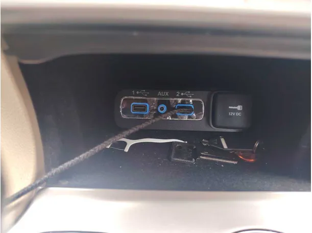 Car image 31