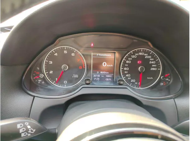 Car image 27
