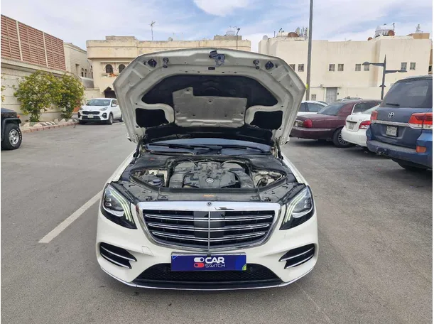Car image 24